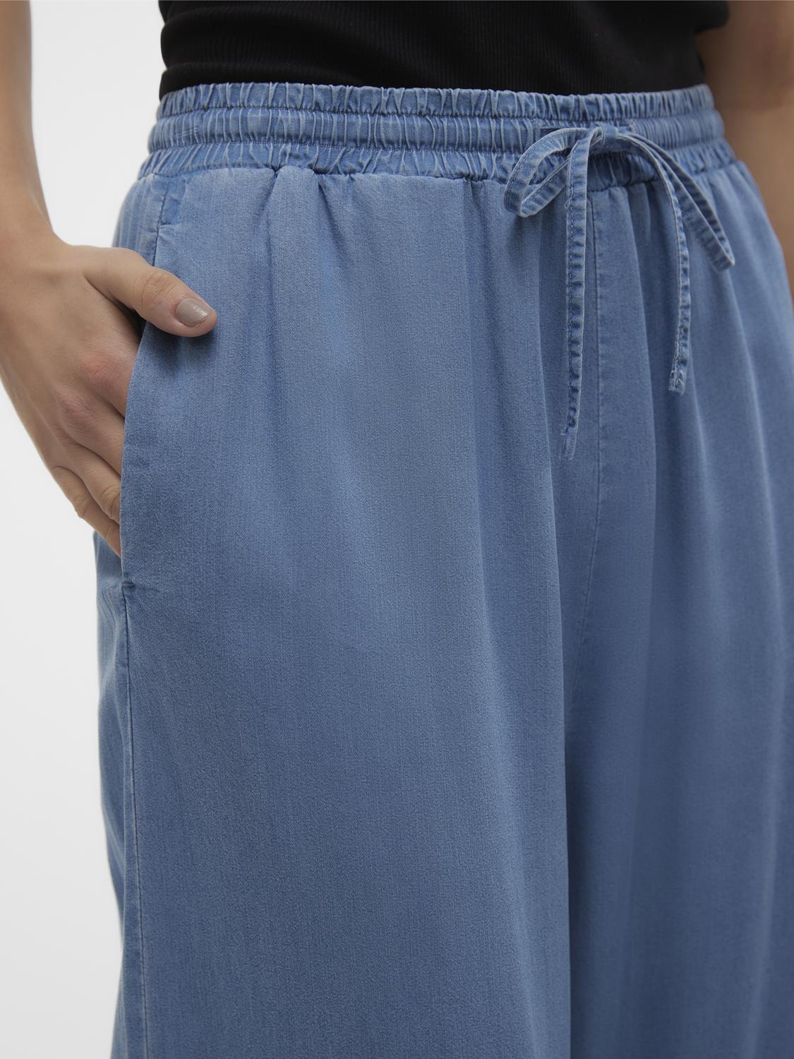 VMBREE Trousers - Medium Blue Denim - VERO MODA & VILA Bergvik